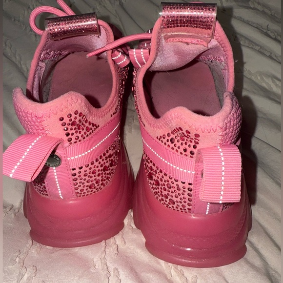 Pink bling Steve Madden sneakers - Picture 2 of 3